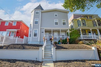 145 Beech St, Kearny, NJ 07032