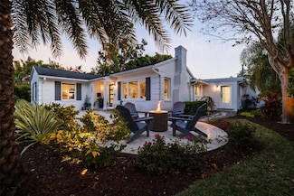 176 25th Ave N, Saint Petersburg, FL 33704