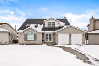 3032 Sandy Ridge Dr, Steger, IL 60475