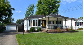 317 Nobottom Rd, Berea, OH 44017