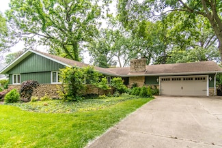 2458 E Cass St, Joliet, IL 60432