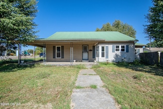 101 N Front St, Kenton, TN 38233