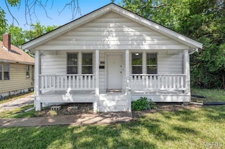 1323 Fairview Ave, Saint Louis, MO 63130