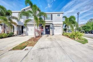 8662 Palmer Park Cir, Sarasota, FL 34238