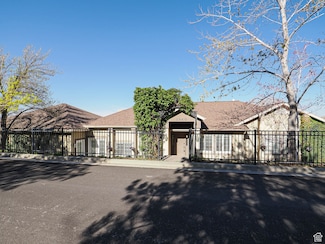 2960 Oak Park Ln, Salt Lake City, UT 84117