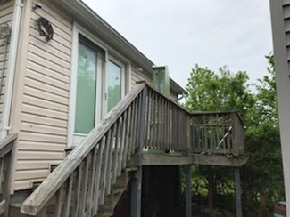 48 Dix St, Revere, MA 02151