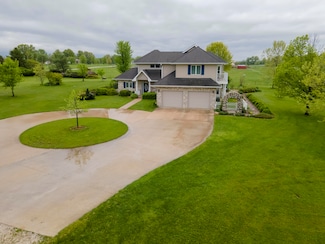 9450 E Bowling Ln, Columbia, MO 65201