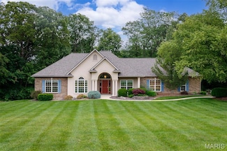 117 Autumn Oaks Ln, Highland, IL 62249