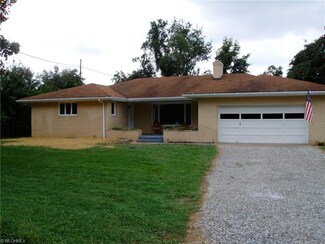 56666 High Ridge Rd, Bellaire, OH 43906