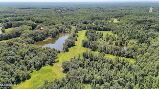 1761 Parks Place Rd, Como, MS 38619