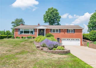 4835 Drumcliff Dr NW, Canton, OH 44708