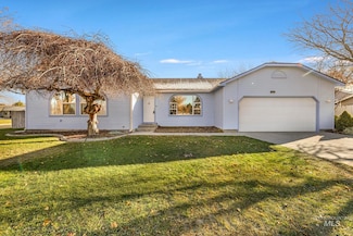 806 Hiawatha Way, Twin Falls, ID 83301