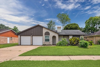 12119 Green Glade Dr, Houston, TX 77099