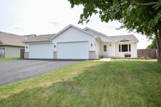 567 Pioneer Trail SE, Cambridge, MN 55008