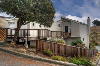 201 Bonnie Ln, Pacifica, CA 94044