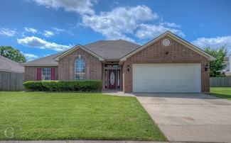 305 Fletcher Dr, Bossier City, LA 71112
