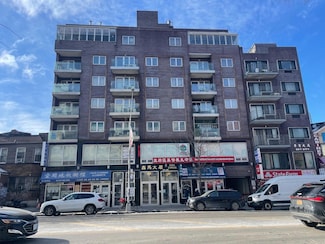 41-42 College Point Blvd, Flushing, NY 11355
