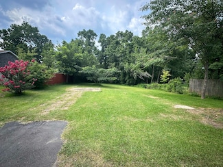 5816 Beverly Dr, Hanahan, SC 29410