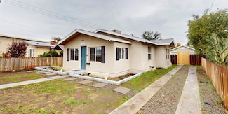 311 E Andrews Ave, Fresno, CA 93704