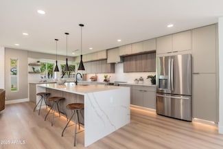 2178 E La Jolla Dr, Tempe, AZ 85282
