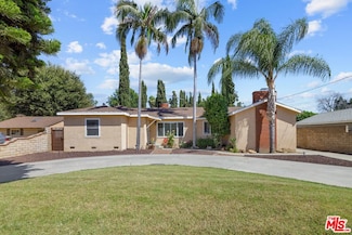 242 N Sunkist Ave, West Covina, CA 91790