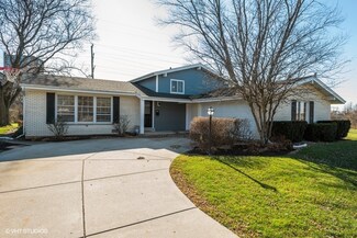 207 E Carpenter Dr, Palatine, IL 60067