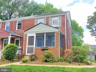 5942 Williamsburg Rd, Alexandria, VA 22303