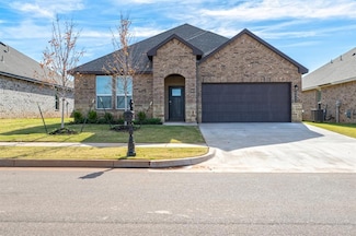 2836 NW 28th St, Yukon, OK 73099