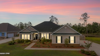 49 Fedora Dr, Southport, FL 32409