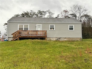 2118 Brodhead Rd, Aliquippa, PA 15001