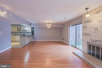 17 Farmhouse Ct, Pikesville, MD 21208