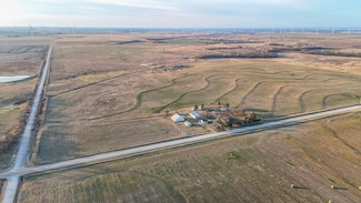 8101 W Peckham Rd, Newkirk, OK 74647