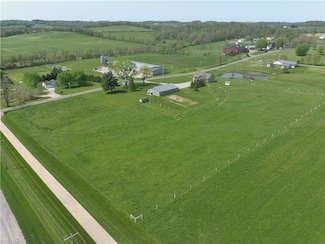 1725 County Road 200, Dundee, OH 44624