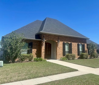 273 Brentwood Dr, Houma, LA 70360