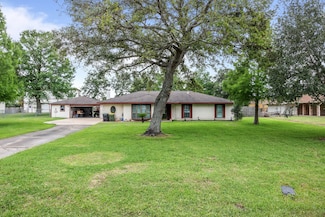 2234 Kelly Dr, Pearland, TX 77581