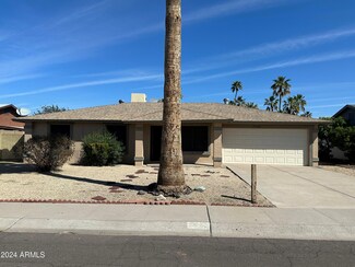 3924 W Paradise Dr, Phoenix, AZ 85029