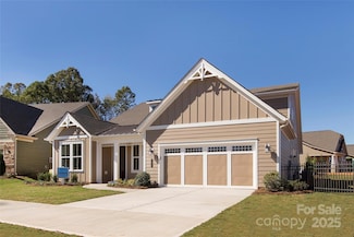 8949 Silver Springs Ct, Charlotte, NC 28215