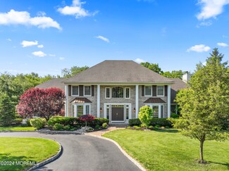 39 Northwoods Rd, Ocean, NJ 07712