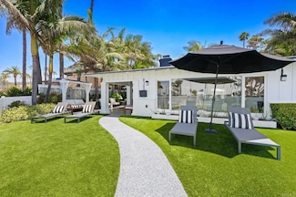 8305 Camino Del Oro, La Jolla, CA 92037