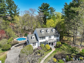 7 Briarwood Ln, Middleton, MA 01949