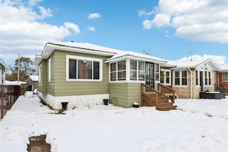 234 W 41st Ave, Gary, IN 46408