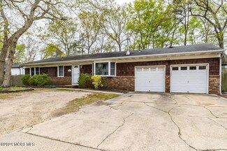 106 Manchester Ave, Forked River, NJ 08731