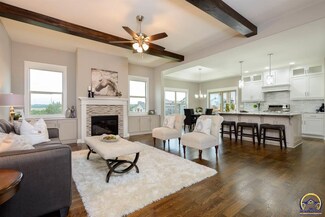 913 Silver Rain Rd, Lawrence, KS 66049