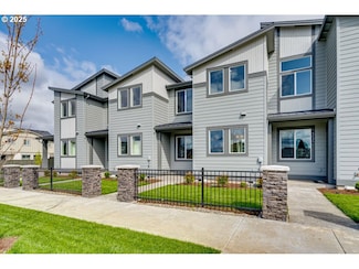 4220 SE Century Blvd, Hillsboro, OR 97123