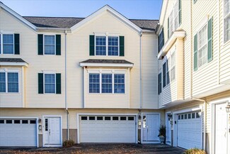 34 Walnut St Unit 4, Waltham, MA 02453