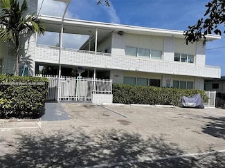 1225 Marseille Dr Unit 18, Miami Beach, FL 33141