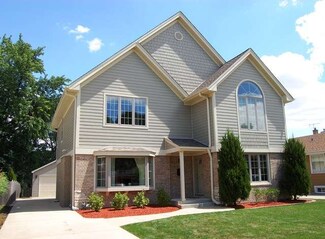 113 S Hi Lusi Ave, Mount Prospect, IL 60056