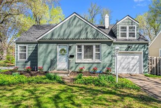 2114 W 72nd Terrace, Prairie Village, KS 66208