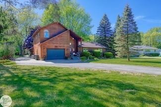 3611 Angus Rd, Fort Gratiot, MI 48059
