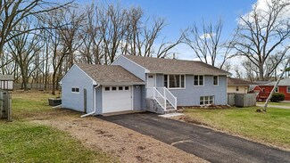 874 85th Ln NW, Coon Rapids, MN 55433